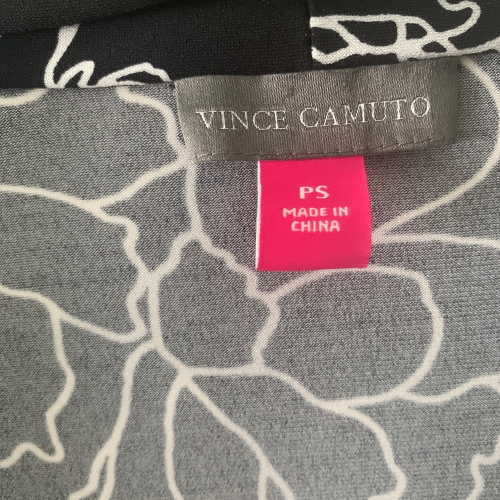 Vince Camuto- black and white maxi dress- Size PS